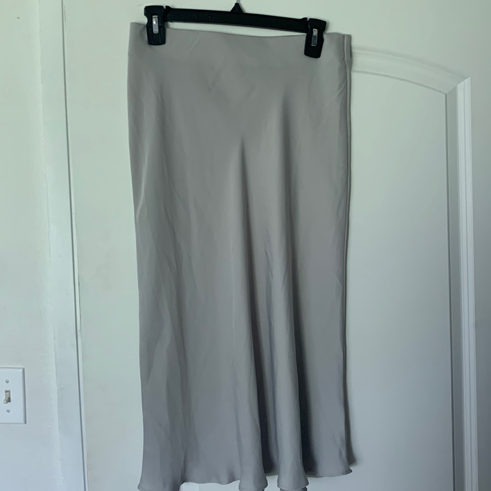 Banana Republic silver midi skirt size 2.